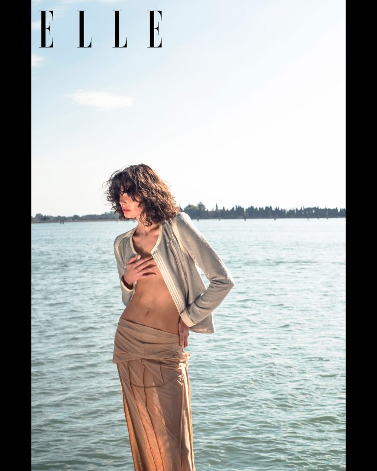 Elle – Flower Bomb, photographed in Venice by Nadia Calipa